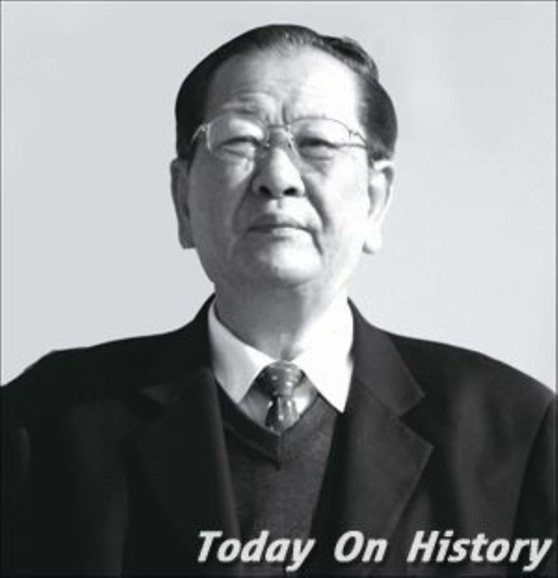 廈門大學(xué)校長陳傳鴻逝世